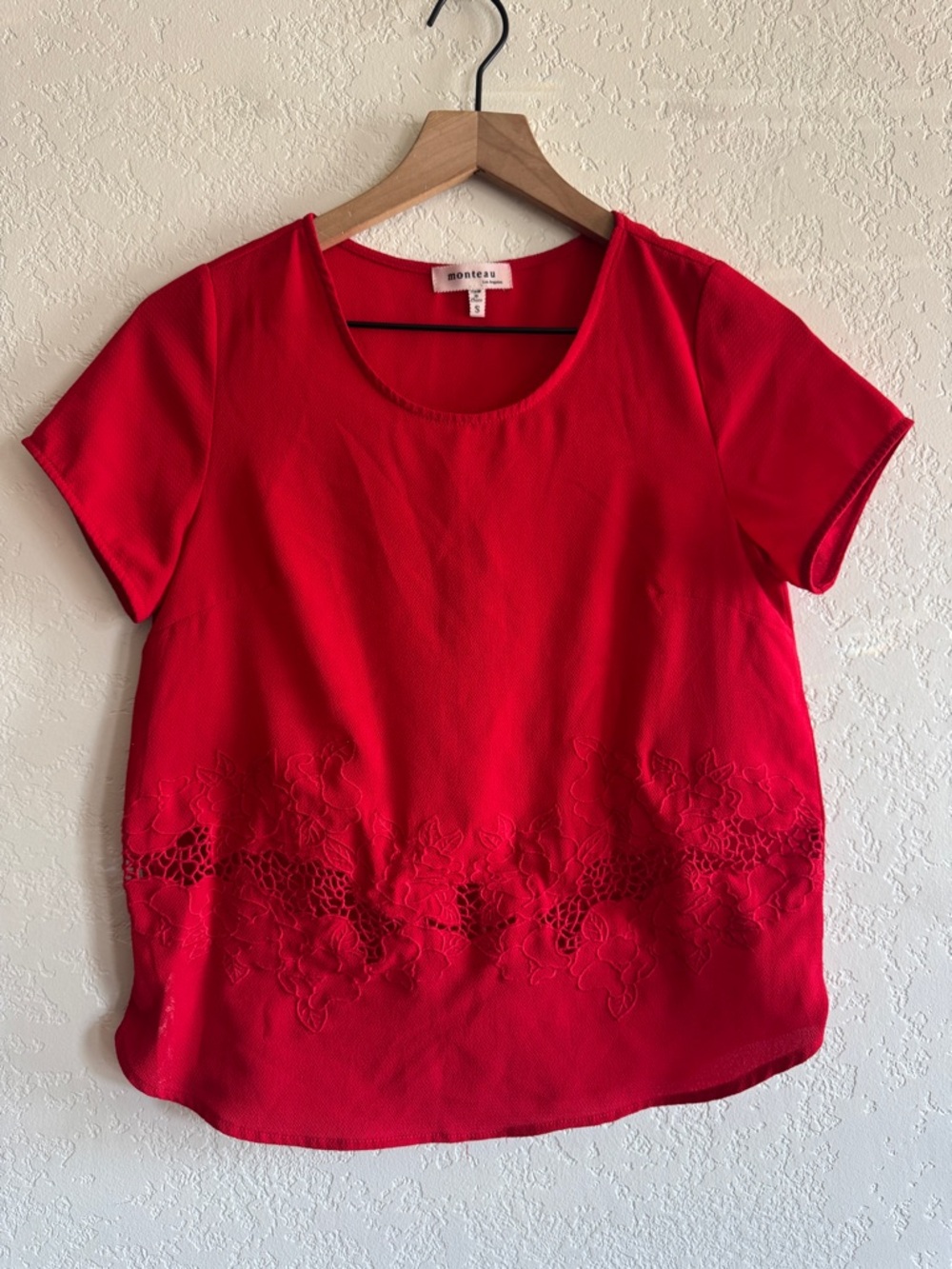 Monteau | bright red eyelet blouse | S